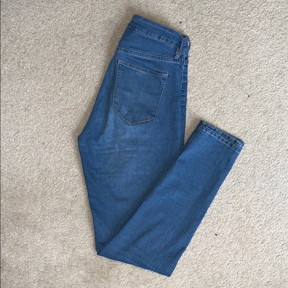 2 Skinny High Waist Ankle Jeans